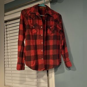 Wrangler Black and Red Shirt